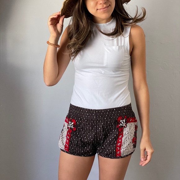Multi Pattern Shorts - Picture 2 of 3
